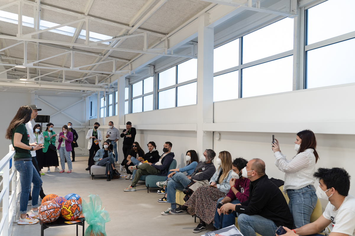 Bruno Cerella e Slums Dunk: l’arte va a canestro. Le foto