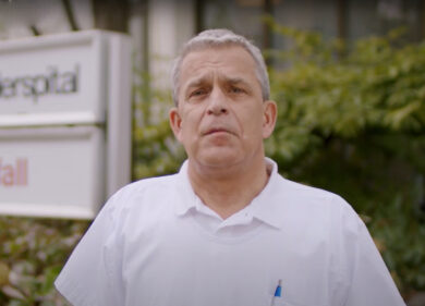 Svizzera, No Vax rapisce il capo delle vaccinazioni: ucciso dalla polizia