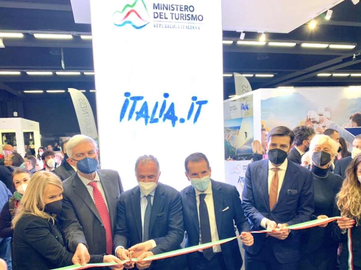 Enit, presentata una nuova immagine corporate. Rinnovata la brand identity