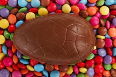 Pasqua: l’uovo di cioccolato fa bene contro il colesterolo (se sai sceglierlo)