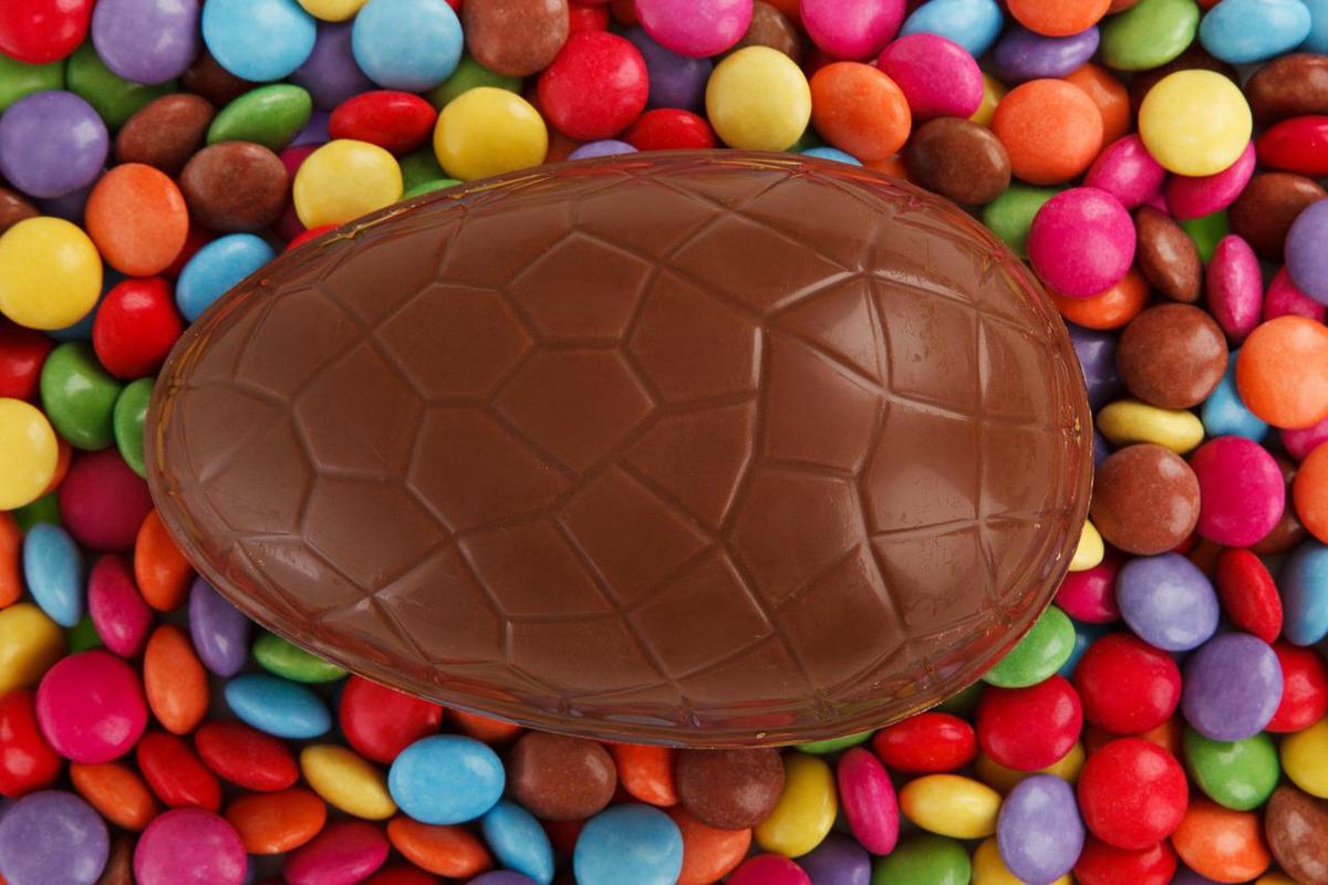 Pasqua: l’uovo di cioccolato fa bene contro il colesterolo (se sai sceglierlo) Pasqua: l’uovo di cioccolato fa bene contro il colesterolo (se sai sceglierlo)