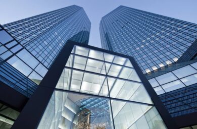 Deutsche Bank e Commerzbank ko: Capital Group vende azioni per 1,7 miliardi