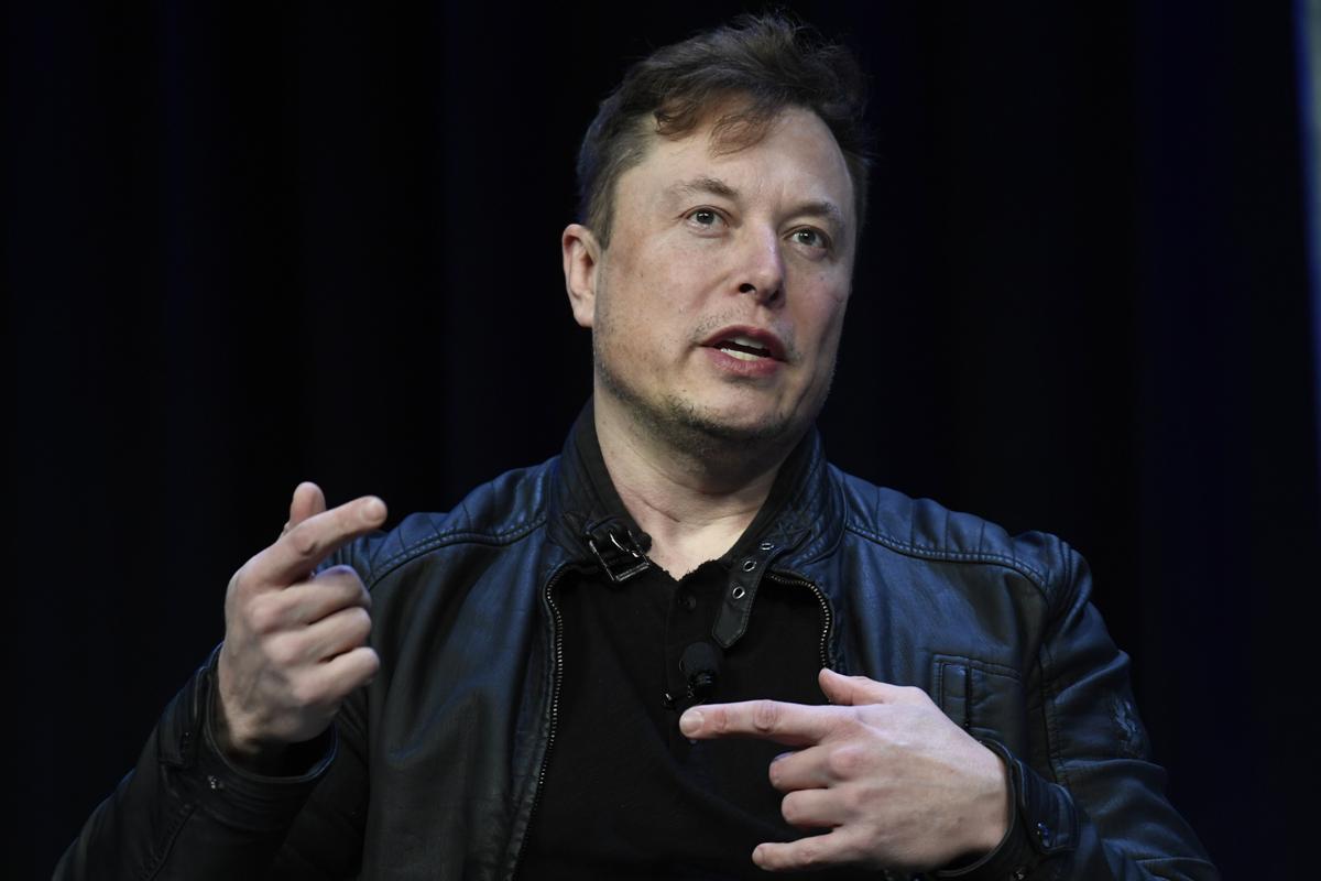 Twitter, gli azionisti fanno causa a Musk: “Ha risparmiato 143 milioni” Twitter, gli azionisti fanno causa a Musk: “Ha risparmiato 143 milioni”