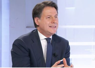 Finisce il feeling tra 5 Stelle e Pd, Conte: “Non tollererò più le offese”