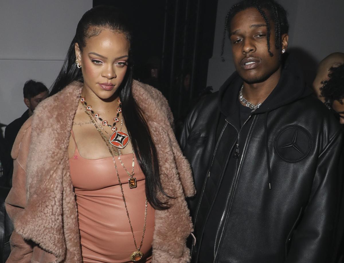 Rihanna incinta lascia Asap Rocky? “L’ha tradita con Amina Muaddi” Rihanna incinta lascia Asap Rocky? “L’ha tradita con Amina Muaddi”