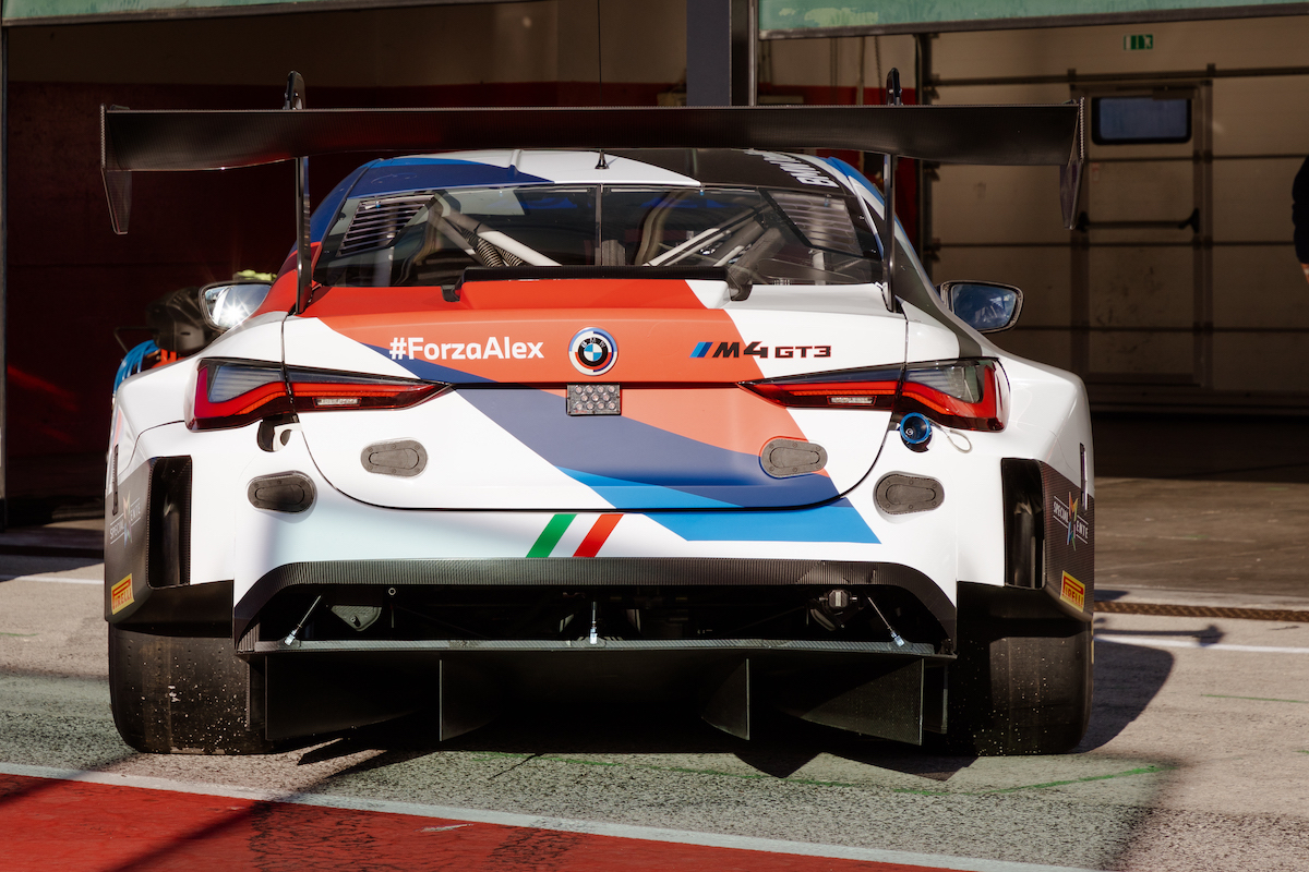 BMW Italia Ceccato Racing presenta la nuova BMW M4 GT3 per la stagione 2022