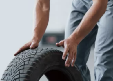 Gomme invernali: da oggi stop all’obbligo a bordo. Le regole
