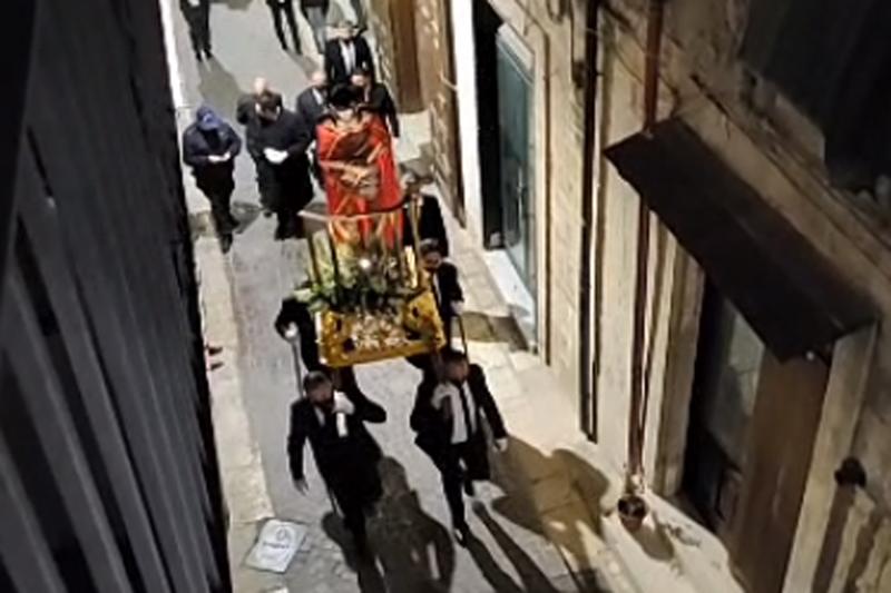 Pasqua, la processione dei misteri di Ceglie Messapica Pasqua, la processione dei misteri di Ceglie Messapica