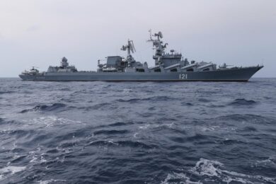 Ucraina, ex consigliere di Putin: “Nave Moskva colpita da missile Nato”. VIDEO