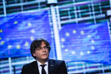 Catalogna, anche Puigdemont spiato da Pegasus come Boris Johnson