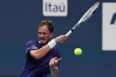 Tennis, Wimbledon 2022 vietato a russi e biellorussi