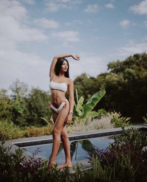 Elisa Maino e i problemi con l’anoressia: l’influencer si racconta Elisa Maino e i problemi con l’anoressia: l’influencer si racconta