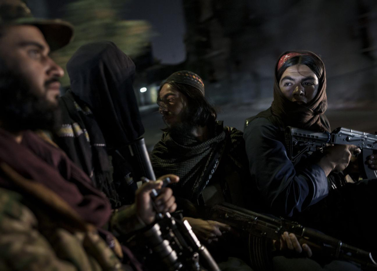 Afghanistan, l’Isis ha attaccato i talebani ed è scoppiata un’altra guerra Afghanistan, l’Isis ha attaccato i talebani ed è scoppiata un’altra guerra