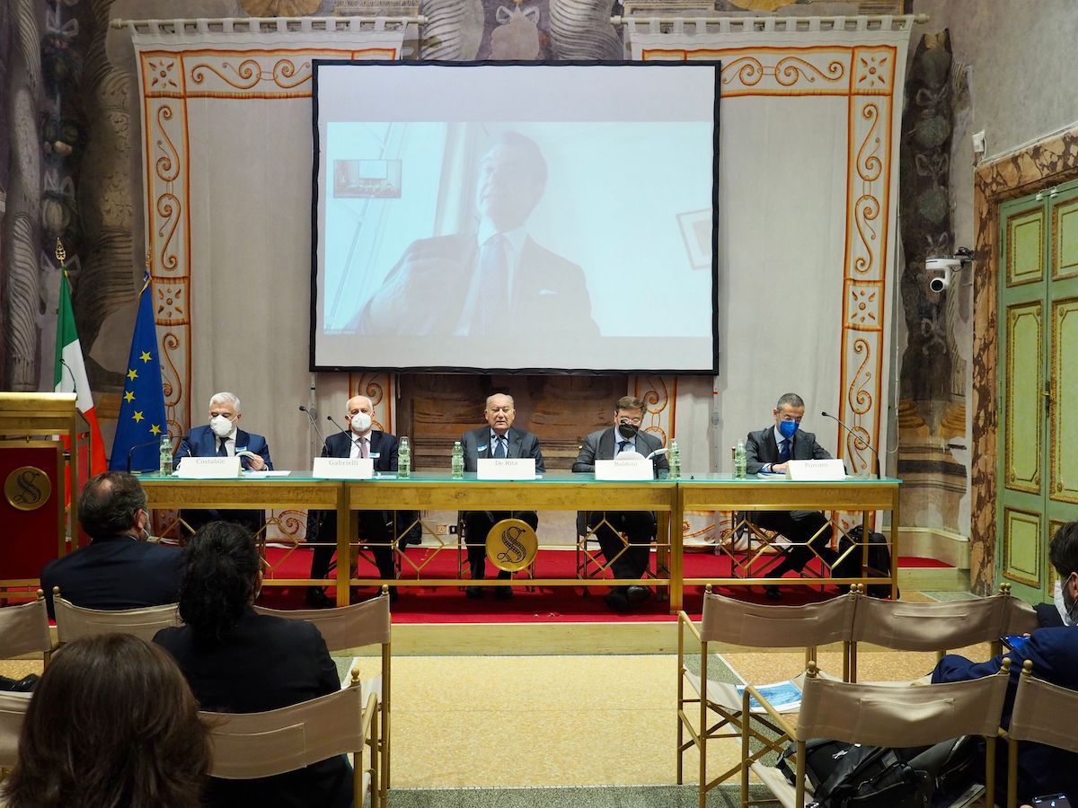 Presentato il Rapporto Censis-DeepCyber sulla Cybersicurezza in Italia Presentato il Rapporto Censis-DeepCyber sulla Cybersicurezza in Italia