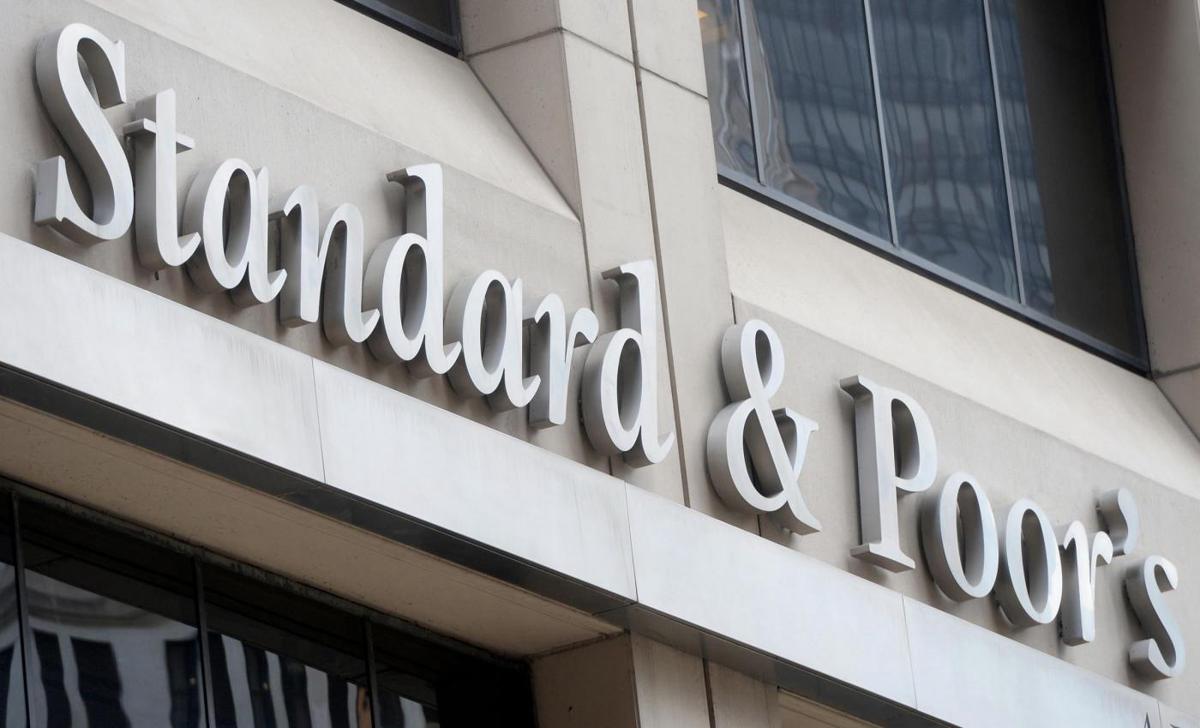 Guerra Ucraina, Italia promossa da S&P: l’agenzia conferma l’outlook positivo Guerra Ucraina, Italia promossa da S&P: l’agenzia conferma l’outlook positivo