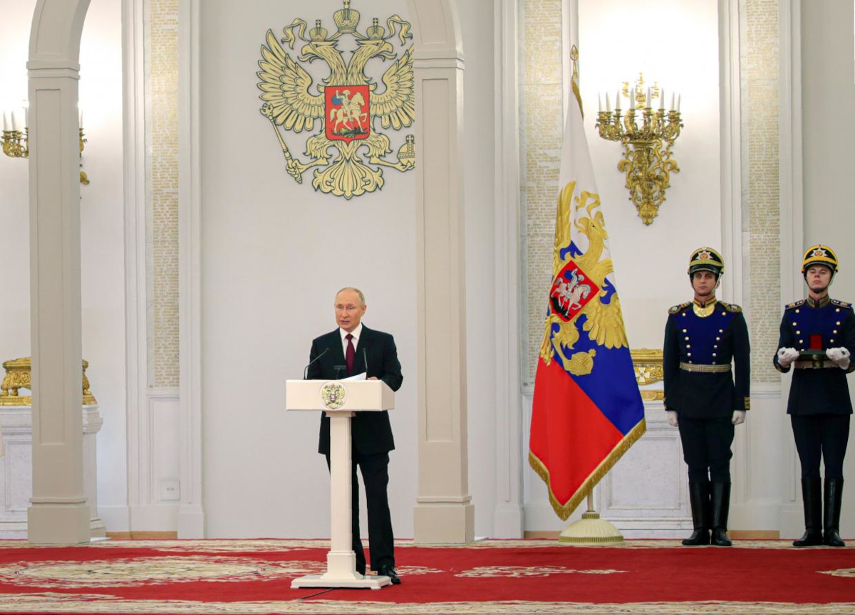 Report, anticipazioni del 25 aprile: Briatore e Iervolino legati ai russi Report, anticipazioni del 25 aprile: Briatore e Iervolino legati ai russi