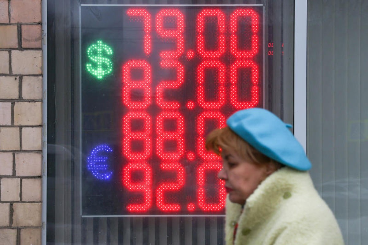 Rublo digitale, la moneta simbolo della “disperazione” finanziaria di Putin Rublo digitale, la moneta simbolo della “disperazione” finanziaria di Putin
