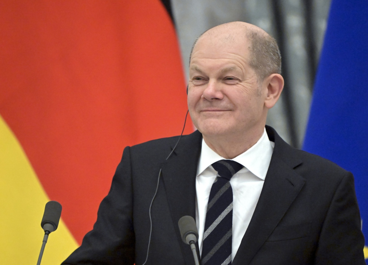 La Germania ha paura di Putin. Paga il gas in rubli attraverso Gazprombank