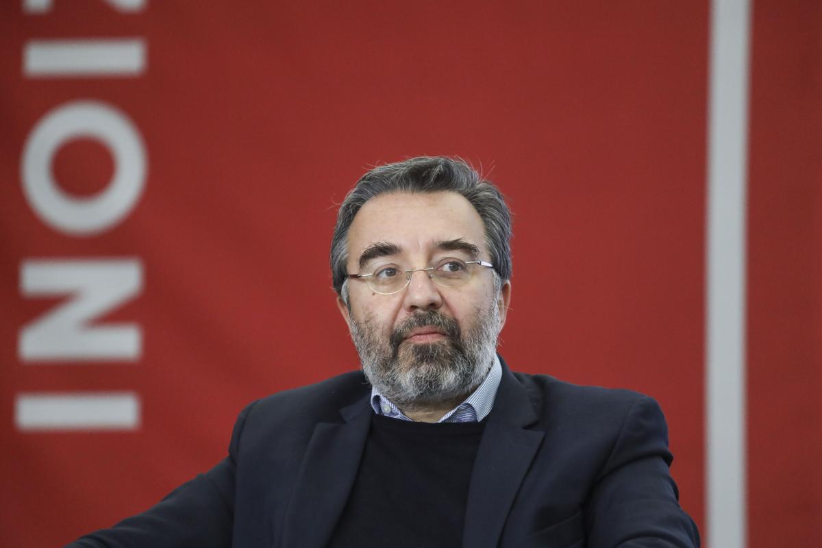 Rai, a Damilano 200 mila euro per 10 mesi: svelate le cifre del contratto Rai, a Damilano 200 mila euro per 10 mesi: svelate le cifre del contratto
