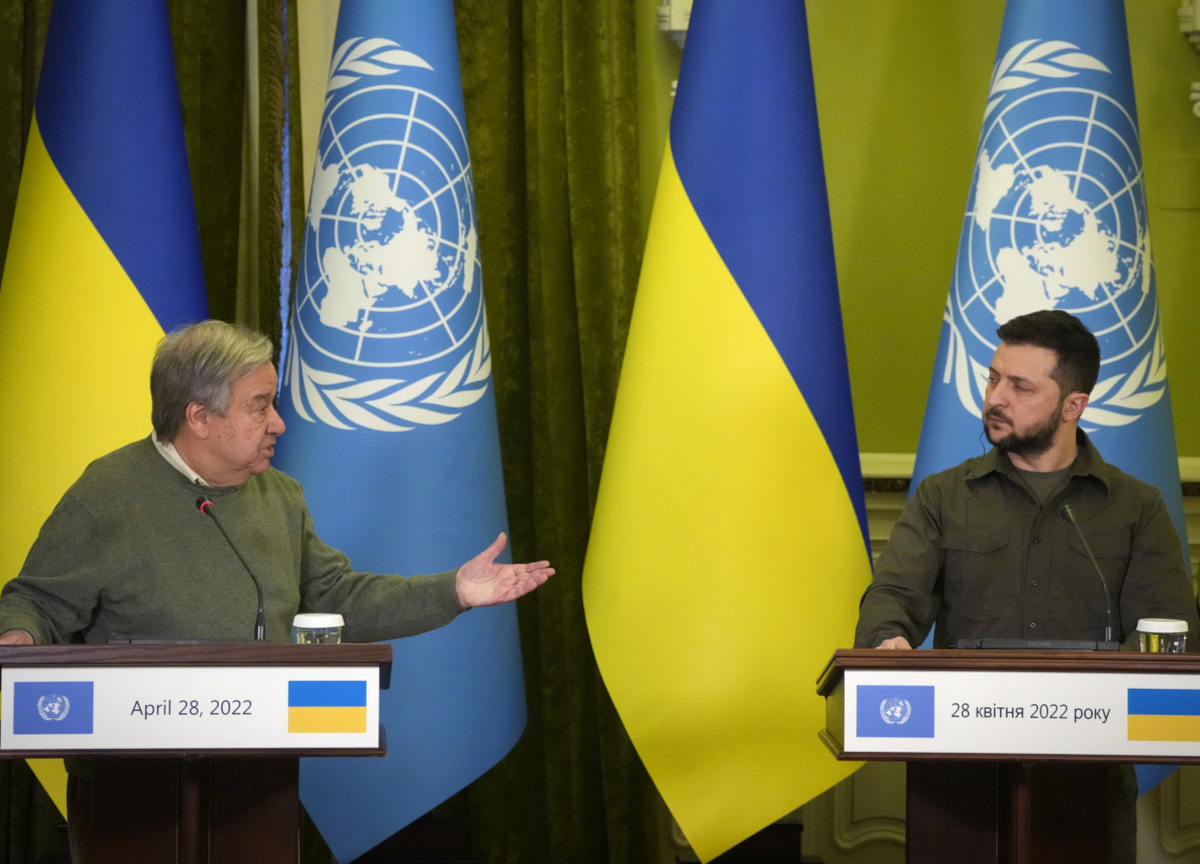 Zelensky: “Hanno umiliato l’Onu”. Missili su Kiev, Guterres: “Sono sconvolto” Zelensky: “Hanno umiliato l’Onu”. Missili su Kiev, Guterres: “Sono sconvolto”
