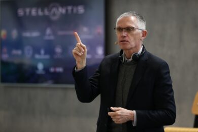 Stellantis leader del business green. Tavares:”Impatto guerra marginale”