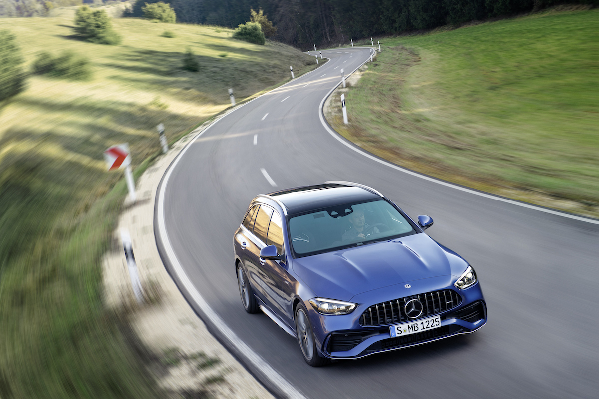 Su Mercedes AMG C43 4matic la tecnologia della Formula 1 Su Mercedes AMG C43 4matic la tecnologia della Formula 1