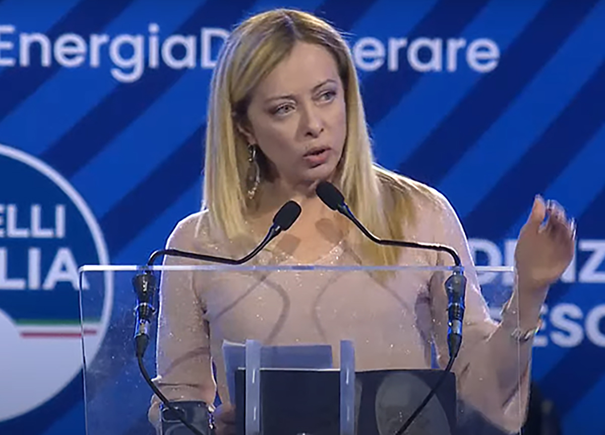 E Giorgia contro le insinuazioni giornalistiche fa un pezzo di mimo e cabaret E Giorgia contro le insinuazioni giornalistiche fa un pezzo di mimo e cabaret