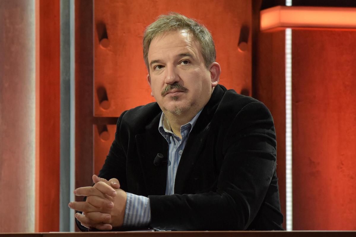 “Mamma aspetta la cremazione da 1 mese”. Telese: “Ama fa profitti da narcos” “Mamma aspetta la cremazione da 1 mese”. Telese: “Ama fa profitti da narcos”