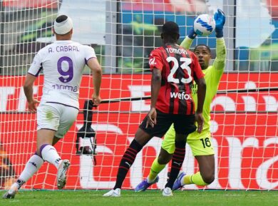 Maignan cancella Donnarumma: Mike porta 23 punti al Milan nella corsa scudetto