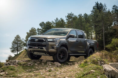 Toyota svela il nuovo Hilux at33 Arctic