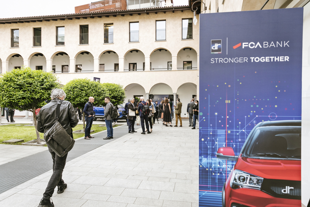 Nuova partnership tra FCA Bank e DR Automobiles Groupe Nuova partnership tra FCA Bank e DR Automobiles Groupe