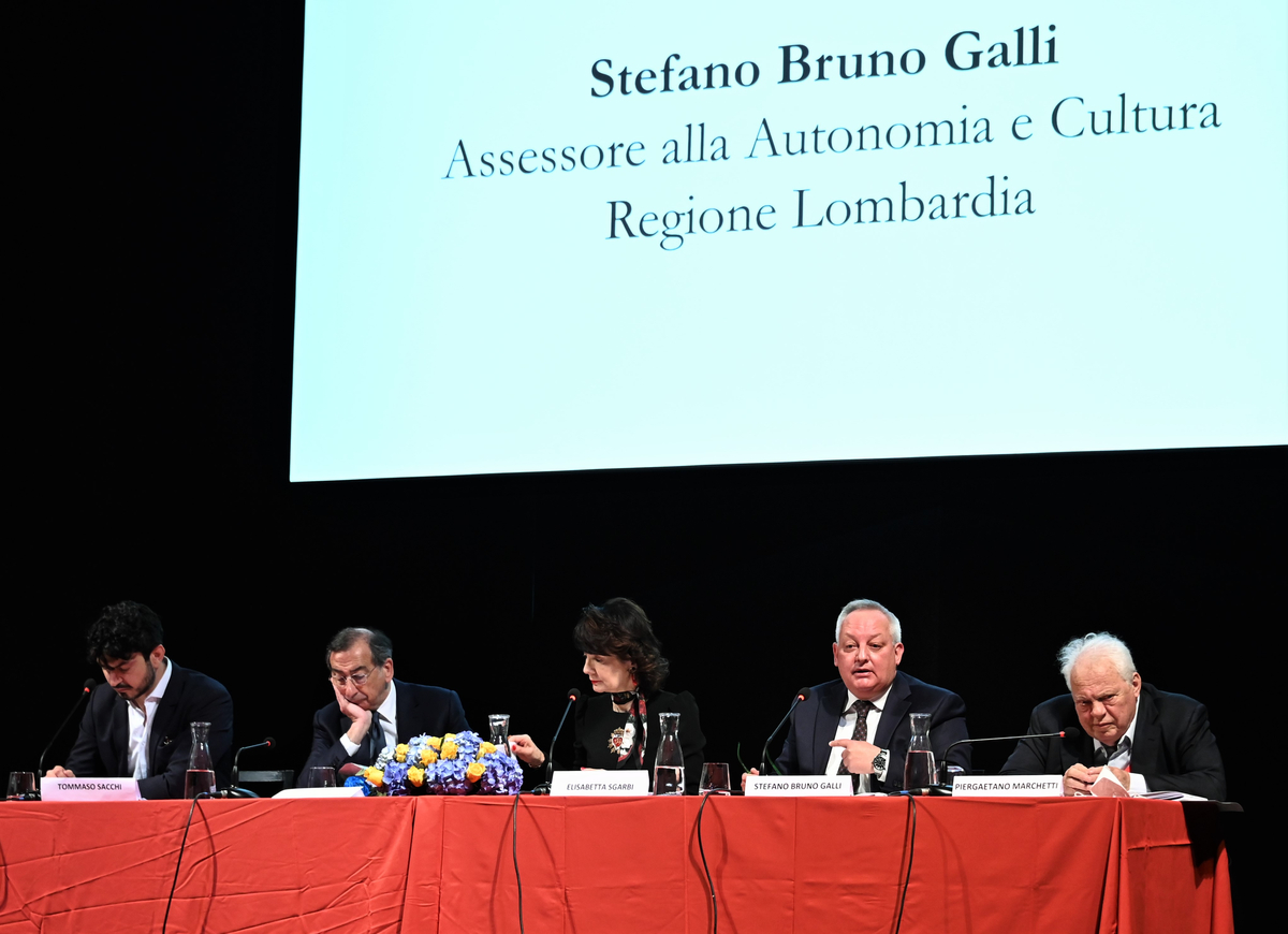 La Milanesiana 2022 apertura con polemica sulle mascherine