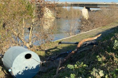 Il fascino della spiaggia bluf Tiberis incanta Gualtieri. Ma costerà di meno