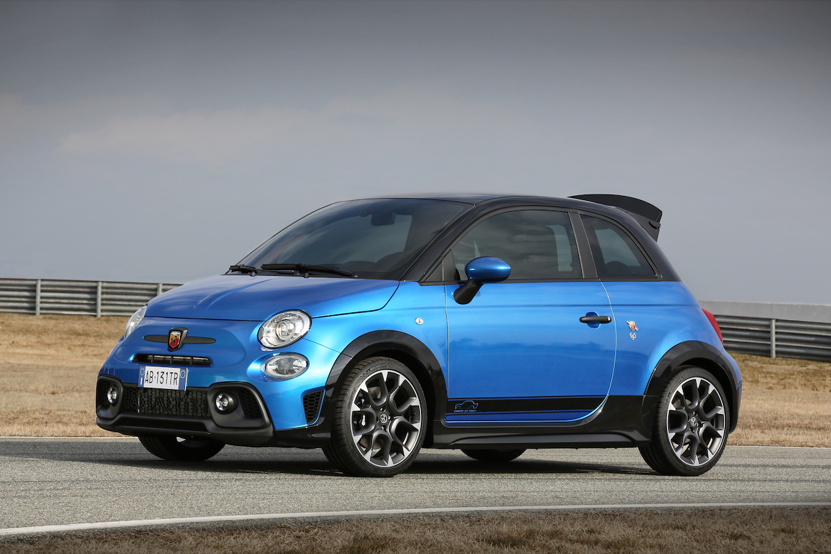Nuova Abarth 695 Tributo 131 Rally, prodotta in soli 695 unità Nuova Abarth 695 Tributo 131 Rally, prodotta in soli 695 unità