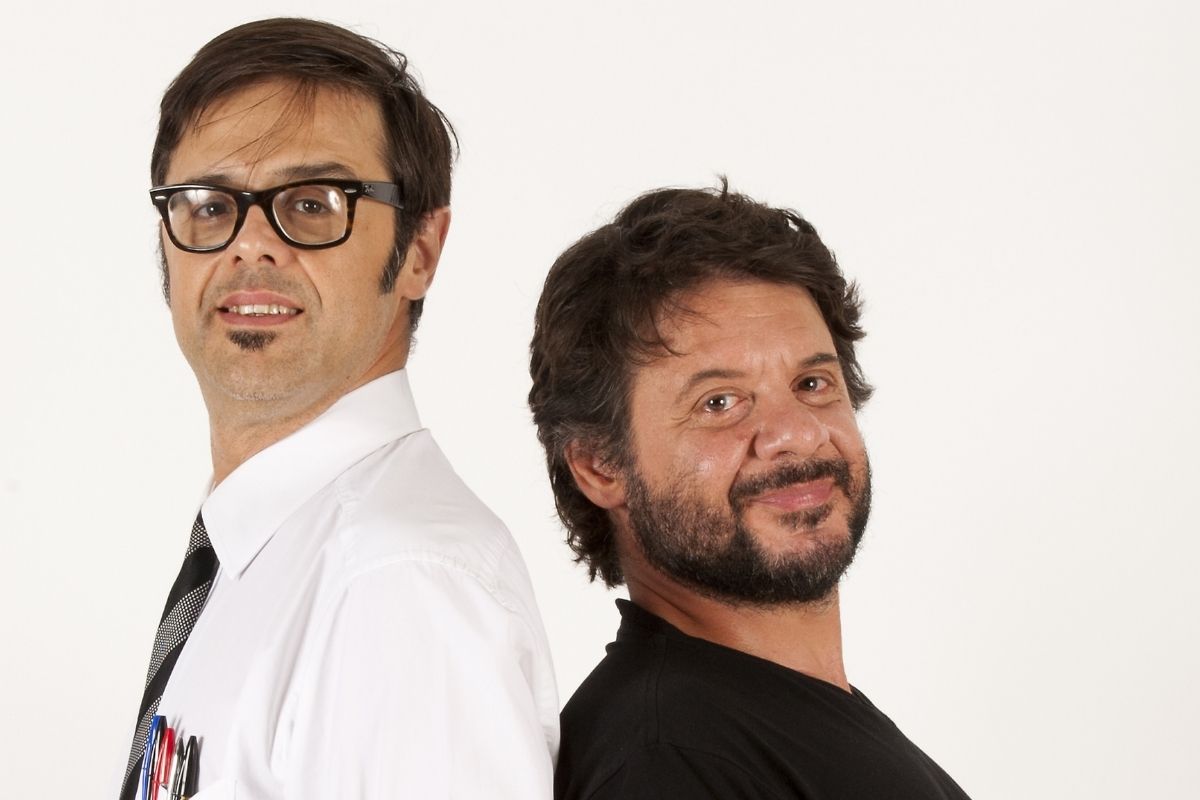 Lillo e Greg, surreali e irresistibili. Il best of del duo sbarca a Ostia Lillo e Greg, surreali e irresistibili. Il best of del duo sbarca a Ostia