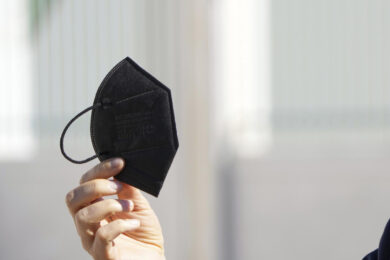 Contro le mascherine ffp2 in sala: cinema, lecca-lecca regalato all’ingresso