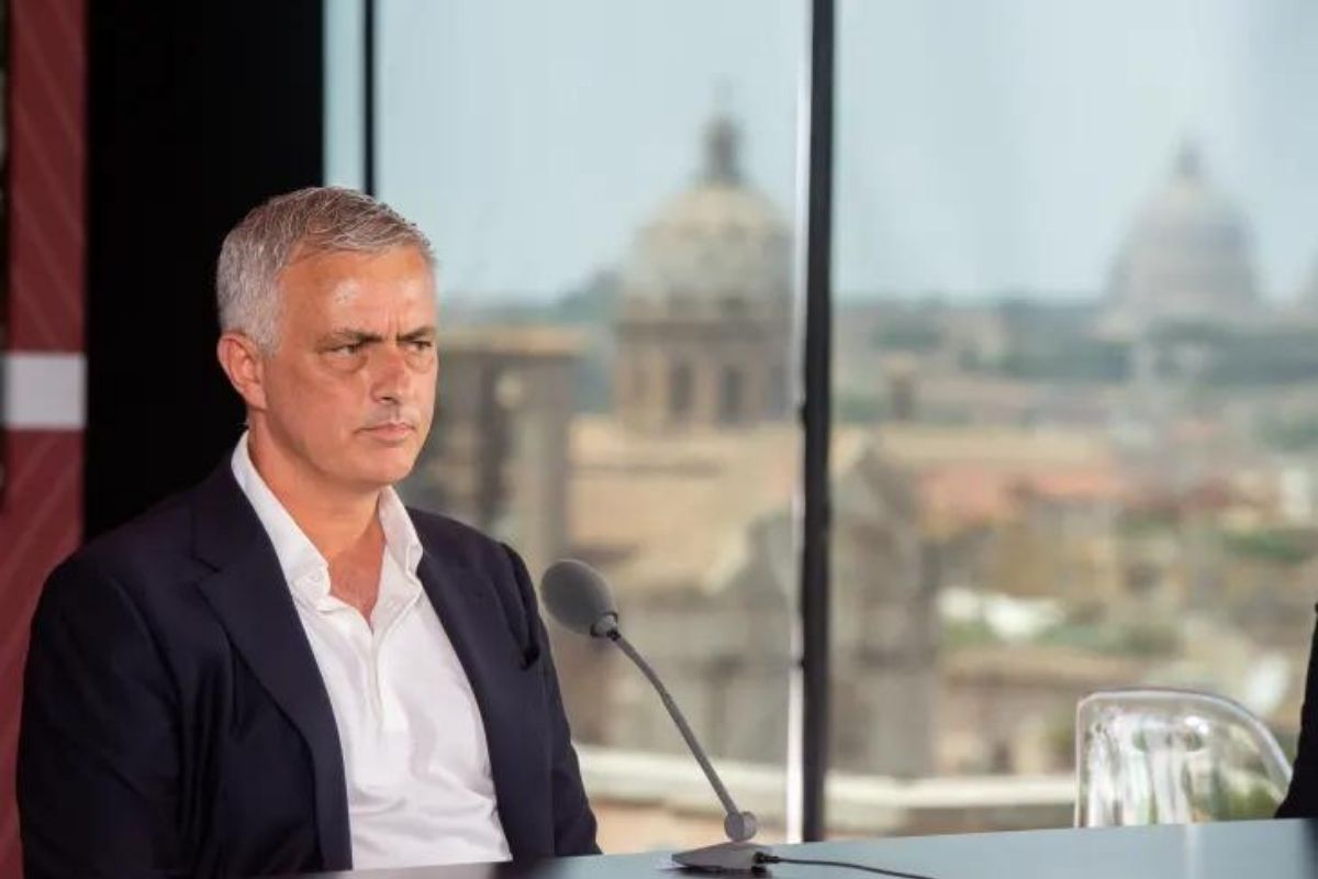 Mourinho, Roma e As Roma: un amore lungo un’anno. La festa è sui social Mourinho, Roma e As Roma: un amore lungo un’anno. La festa è sui social