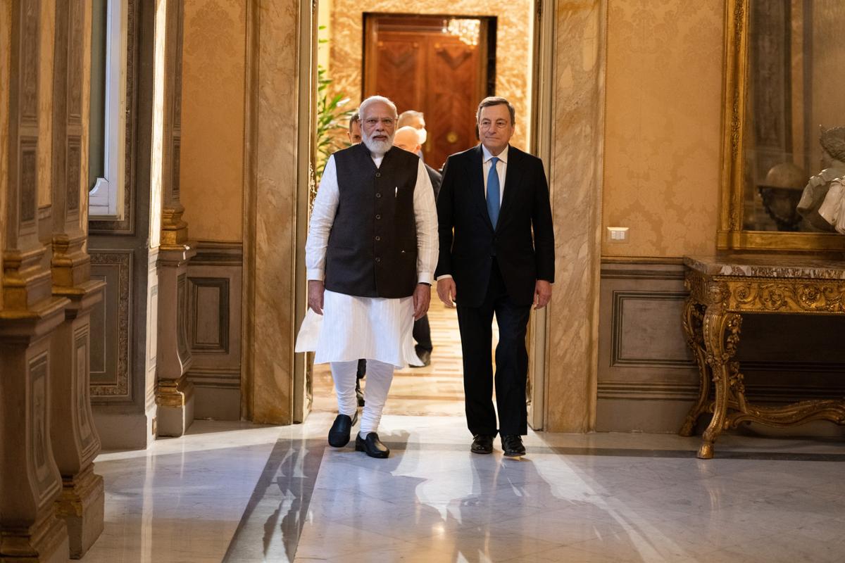 Draghi punta su Giappone e India, Di Maio in missione a Nuova Dehli Draghi punta su Giappone e India, Di Maio in missione a Nuova Dehli