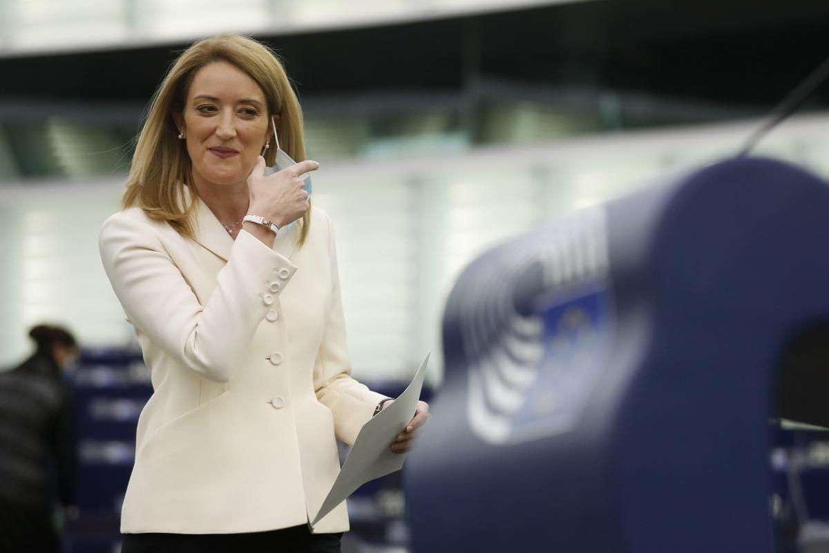 Ue, Metsola: “Embargo petrolio e gas dalla Russia. Italia leader del progetto” Ue, Metsola: “Embargo petrolio e gas dalla Russia. Italia leader del progetto”