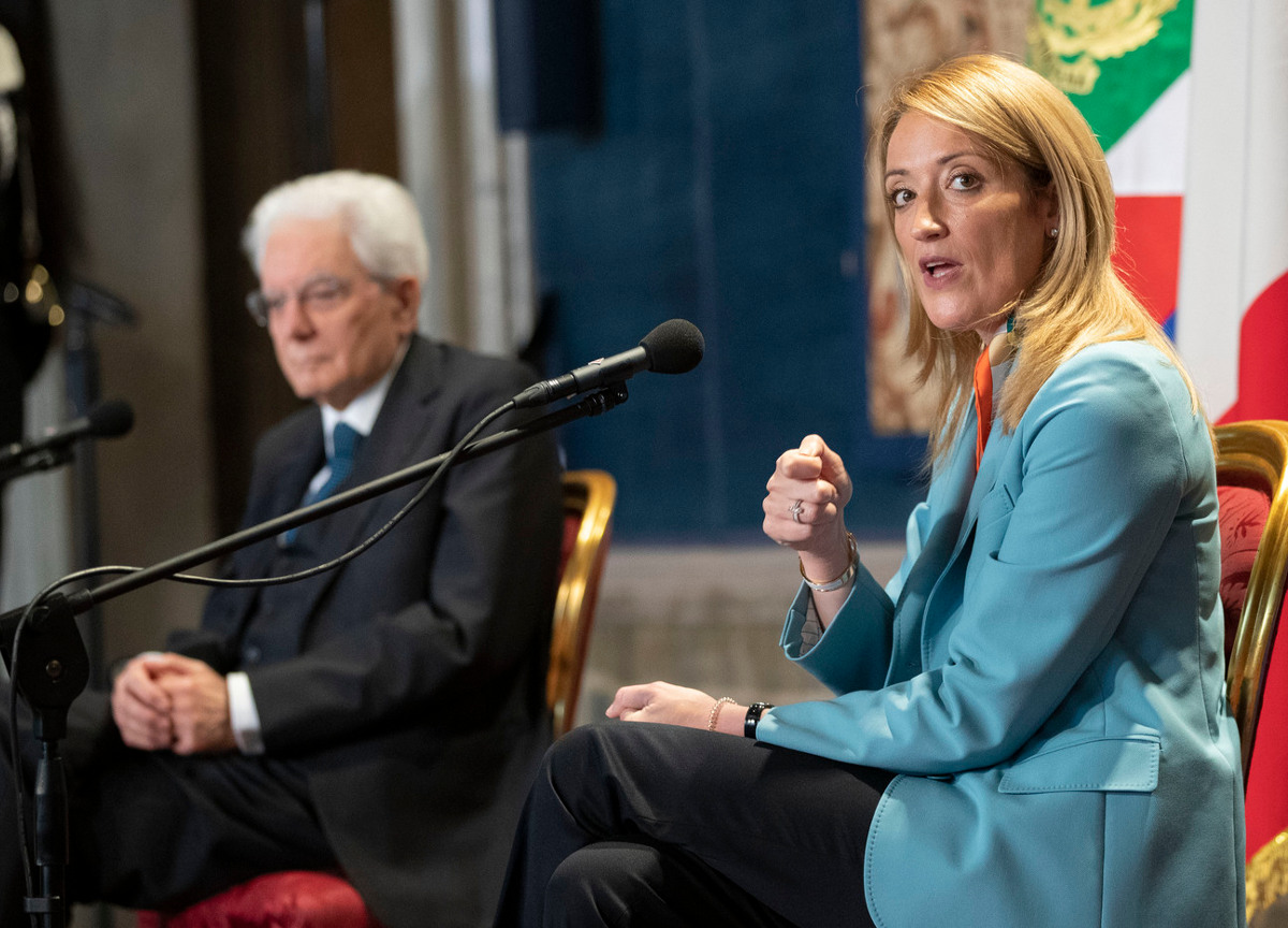 Ue, Metsola: “Embargo petrolio e gas dalla Russia. Italia leader del progetto” Ue, Metsola: “Embargo petrolio e gas dalla Russia. Italia leader del progetto”