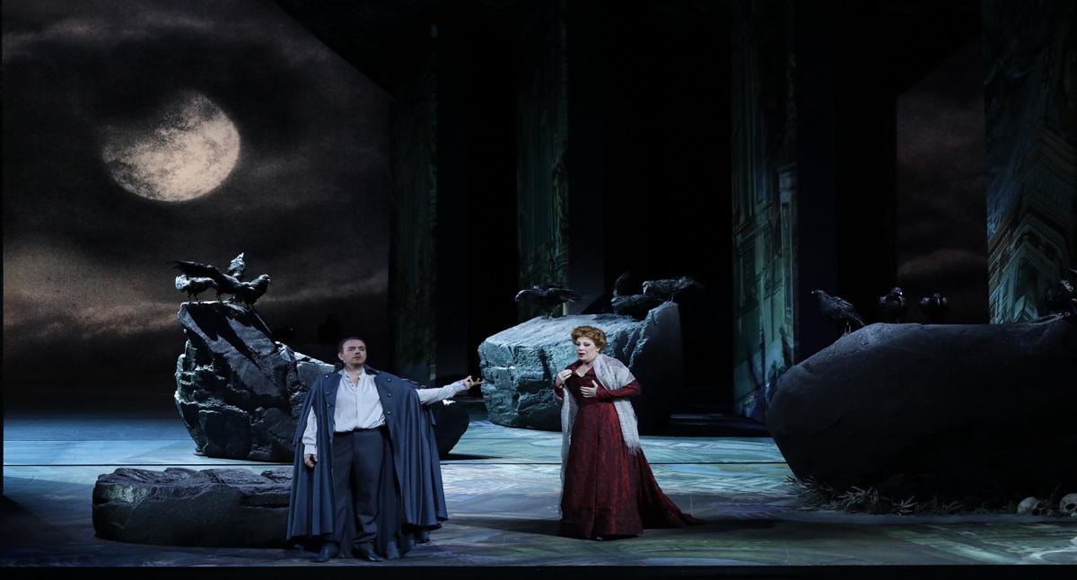 L’opera di Verdi alla Scala. “Ballo in maschera” politicamente corretto L’opera di Verdi alla Scala. “Ballo in maschera” politicamente corretto