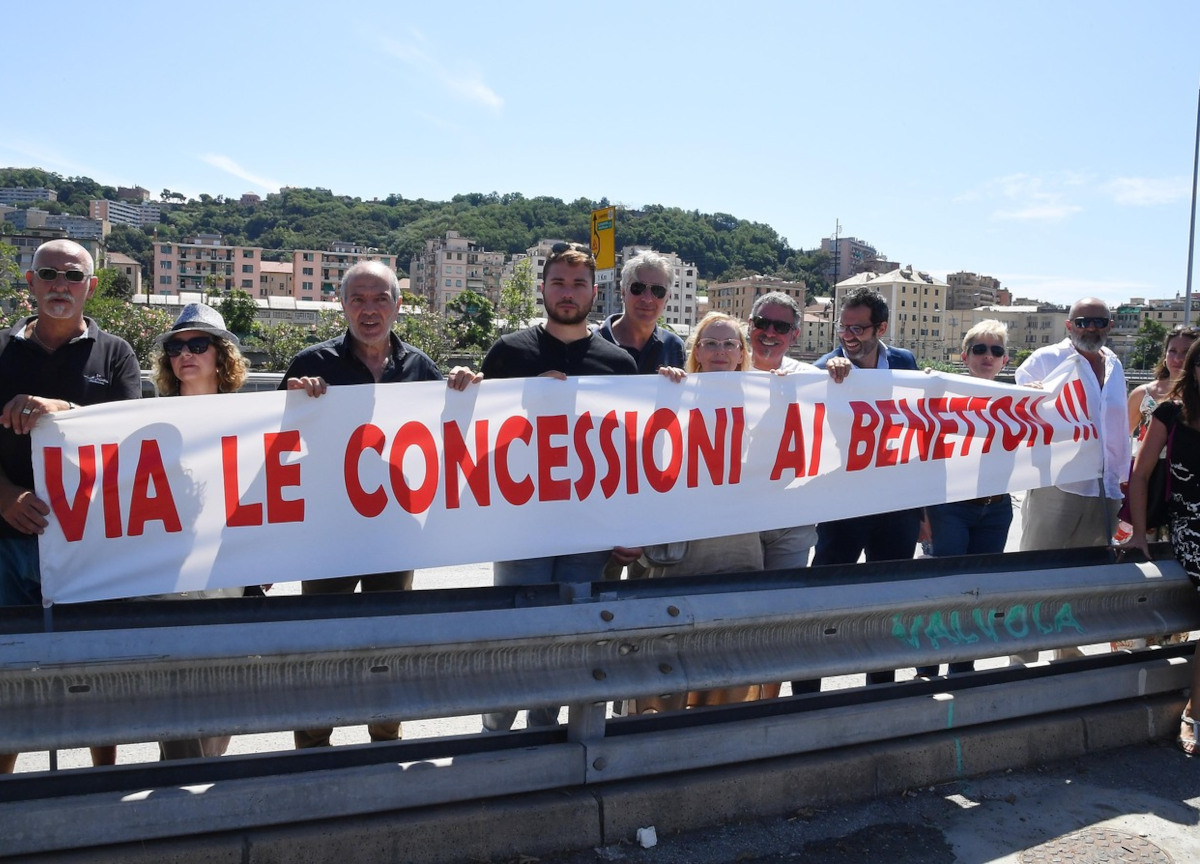 Schema 43, Benetton cambia il nome alla società: “Come le vittime del ponte” Schema 43, Benetton cambia il nome alla società: “Come le vittime del ponte”