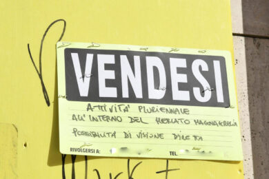Forni, panifici e pescherie in mano alla ‘ndrangheta calabrese: la retata