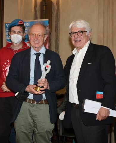 Premio Campione dei City Angels per Oscar della bontà premiazioni.