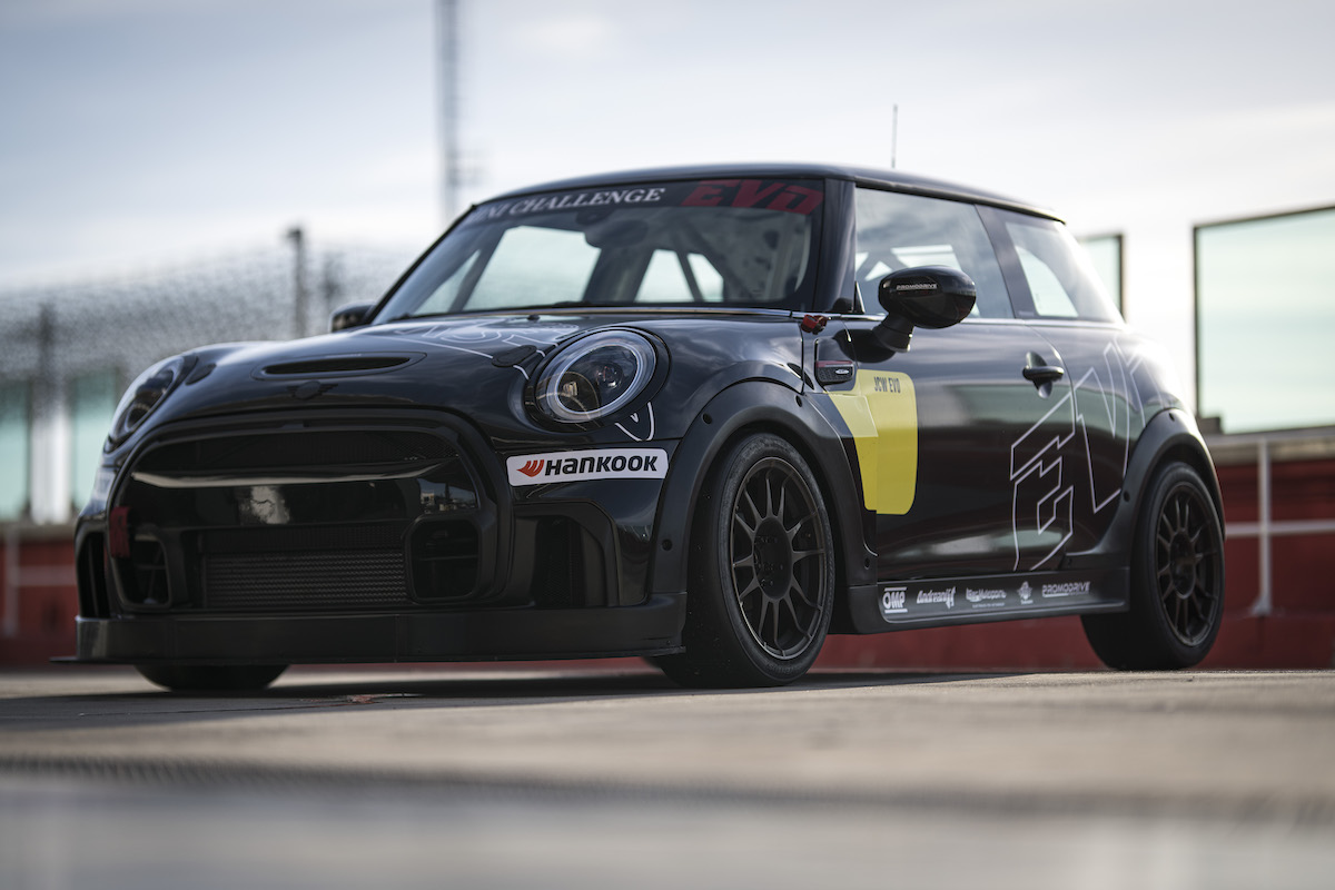 Il MINI Challenge scalda i motori per unidicesima stagione