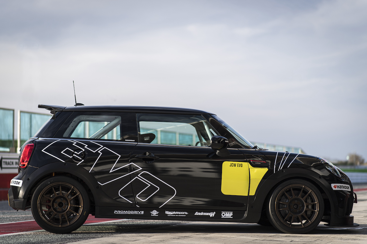 Il MINI Challenge scalda i motori per unidicesima stagione