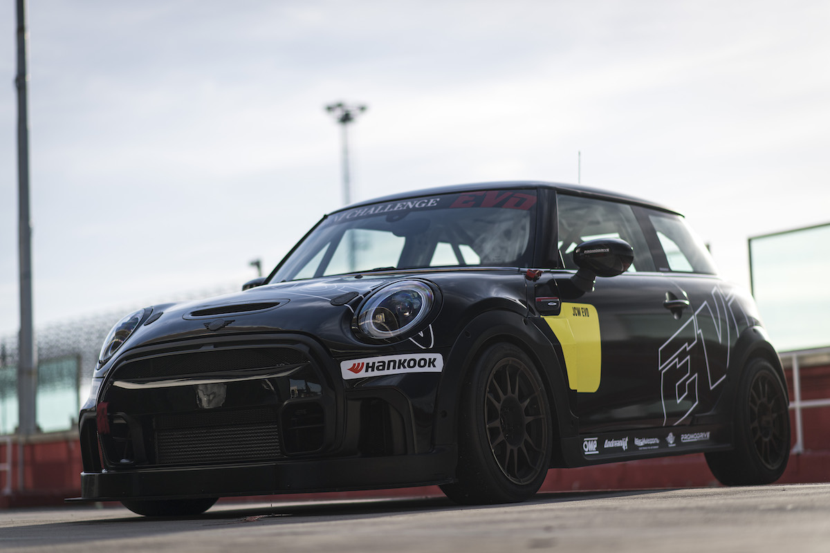 Il MINI Challenge scalda i motori per unidicesima stagione