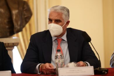 Unicredit pronta a cedere la partecipata in Russia
