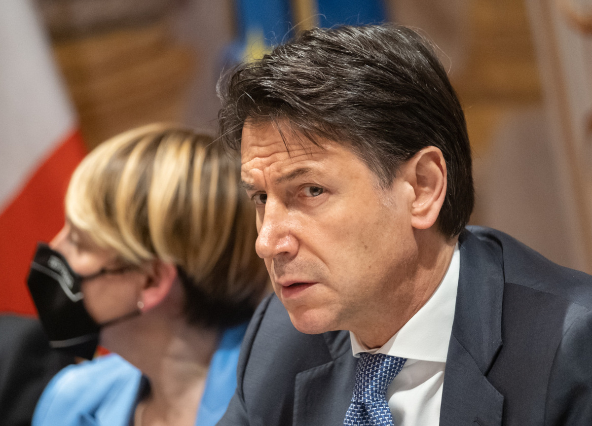 M5s, bufera sul dopo Petrocelli. In pole l’anti-americano e filo-russo Ferrara M5s, bufera sul dopo Petrocelli. In pole l’anti-americano e filo-russo Ferrara