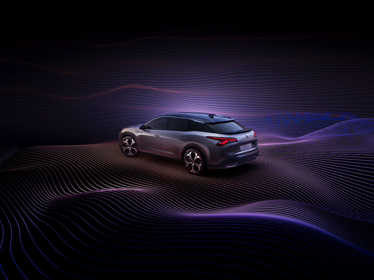 Debutto italiano per la nuova Citroen C5 X